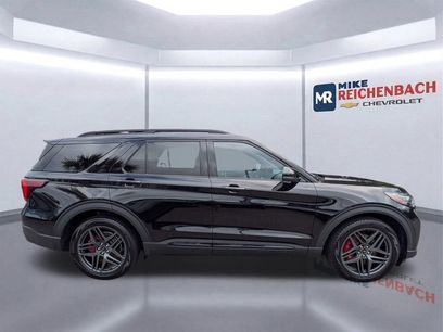 Used 2025 Ford Explorer ST