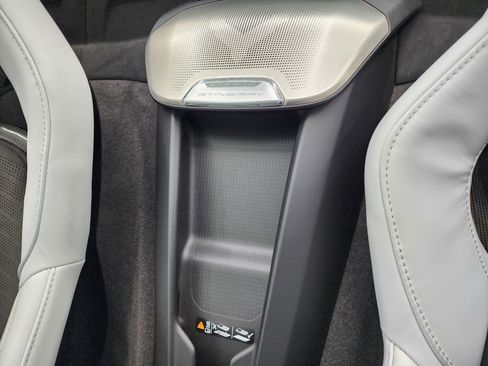 Used 2022 Chevrolet Corvette Stingray Premium Conv w/ Z51 Performance Package image 47