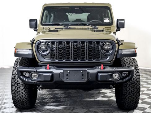 Used 2025 Jeep Wrangler Unlimited Rubicon image 6