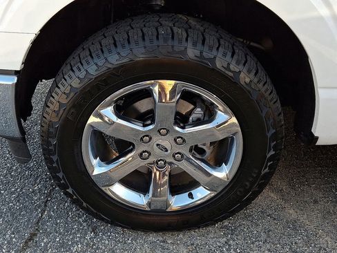 Used 2021 Ford F150 Lariat w/ Equipment Group 502A High image 29