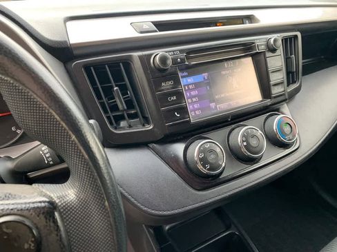 Used 2016 Toyota RAV4 LE image 27