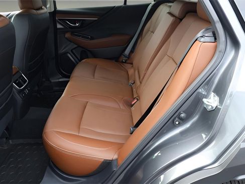 Used 2025 Subaru Outback Touring XT w/ Popular Package #2 image 9