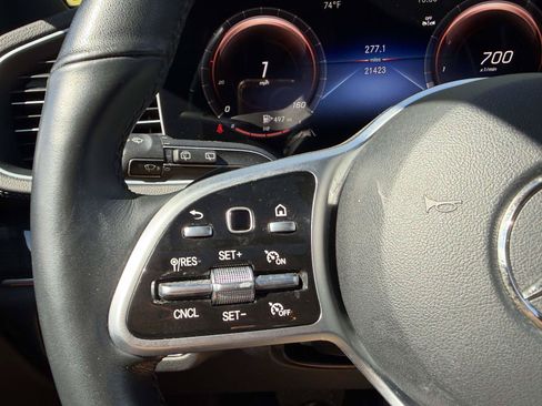 Used 2023 Mercedes-Benz GLS 450 4MATIC image 24