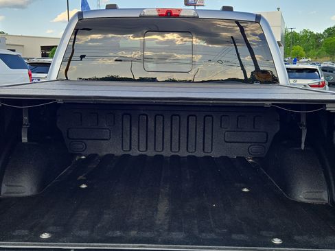 Used 2022 Ford F150 Lariat w/ Equipment Group 502A High image 13