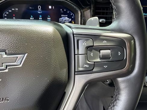 Used 2022 Chevrolet Silverado 1500 ZR2 w/ Technology Package AWD/4WD image 16