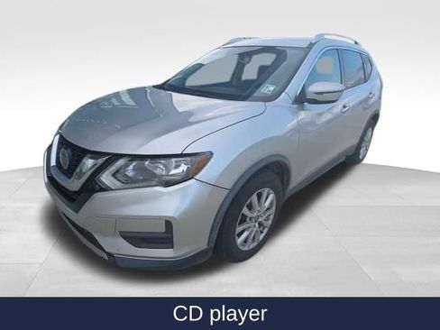Used 2018 Nissan Rogue SV image 5