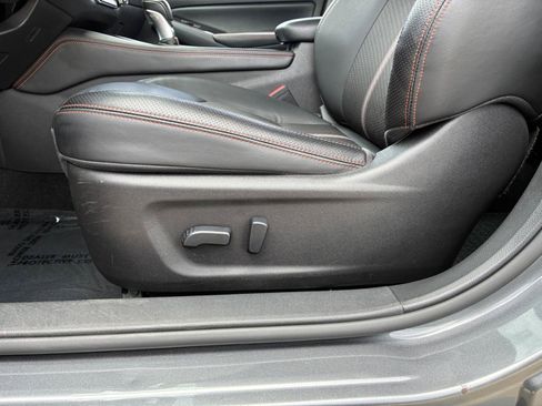 Used 2024 Nissan Altima 2.5 SR FWD image 12
