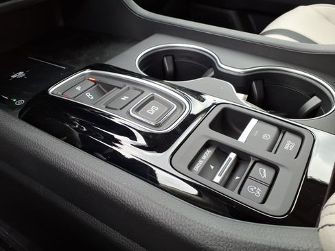 New 2026 Honda Pilot image 8