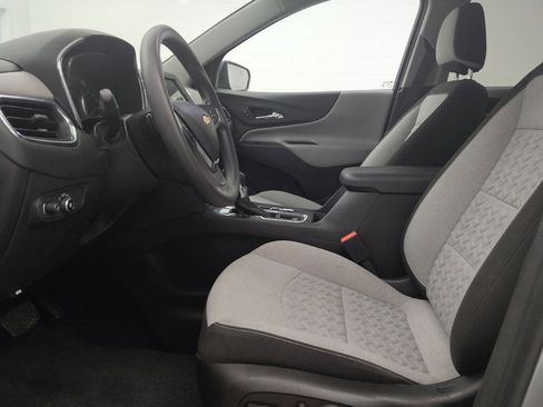 Used 2023 Chevrolet Equinox LT FWD image 17