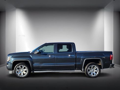 Used 2018 GMC Sierra 1500 Denali w/ Denali Ultimate Package image 2