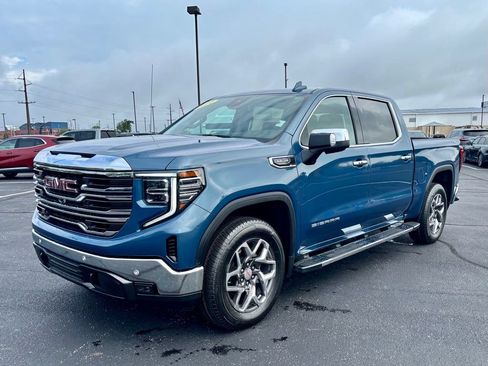 Used 2024 GMC Sierra 1500 SLT w/ SLT Premium Plus Package AWD/4WD image 3