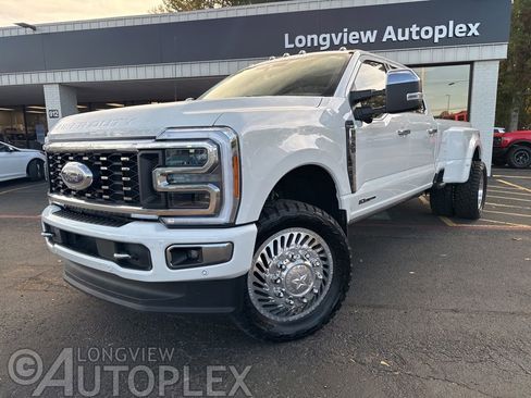 Used 2023 Ford F350 Platinum w/ FX4 Off-Road Package AWD/4WD image 1