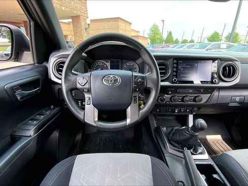 Used 2020 Toyota Tacoma TRD Sport w/ Advanced Technology Package AWD/4WD image 6