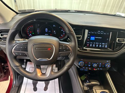 Used 2022 Dodge Durango SXT w/ Anodized Platinum Package AWD/4WD image 3