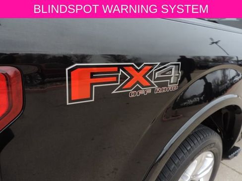 Used 2017 Ford F150 Platinum w/ Equipment Group 701A Luxury image 13