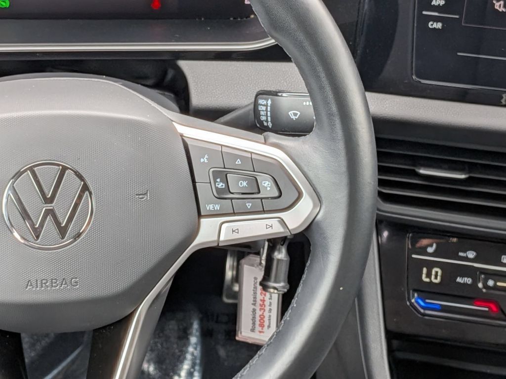 Used 2025 Volkswagen Jetta Sport FWD image 19