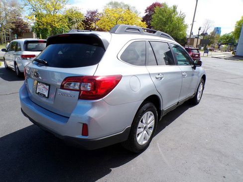 Used 2015 Subaru Outback 2.5i Premium AWD/4WD image 8