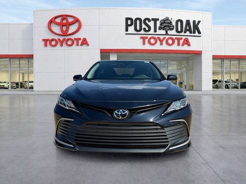 Used 2024 Toyota Camry LE FWD image 3