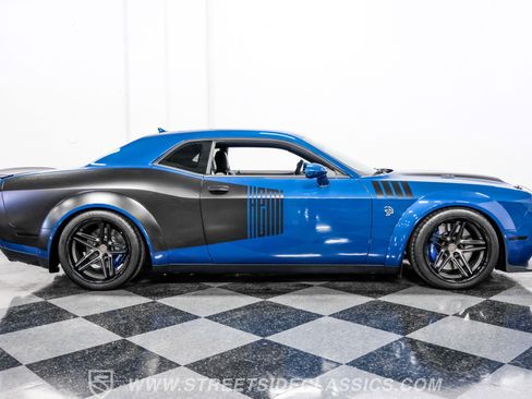 Used 2022 Dodge Challenger SRT Hellcat image 12