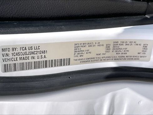 Certified 2022 Dodge Durango SRT w/ Technology Group AWD/4WD image 16