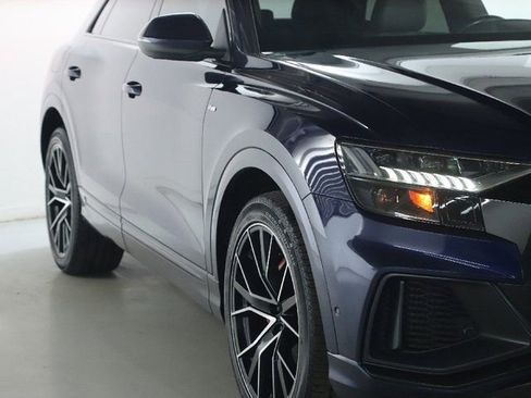 Used 2020 Audi Q8 Premium Plus image 9