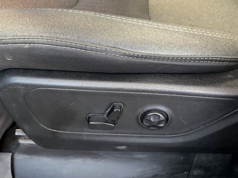 Used 2020 RAM 1500 Big Horn AWD/4WD image 17
