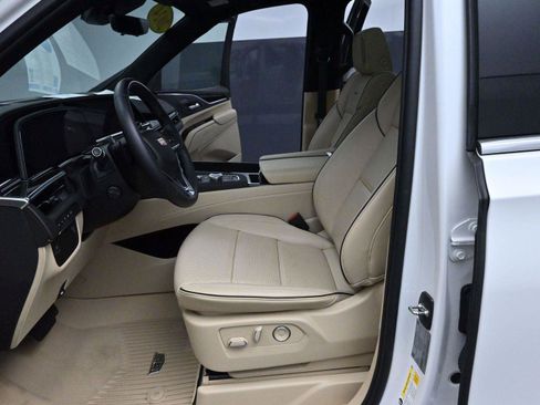 Certified 2024 Cadillac Escalade Premium Luxury w/ LPO, Floor Liner Package image 15