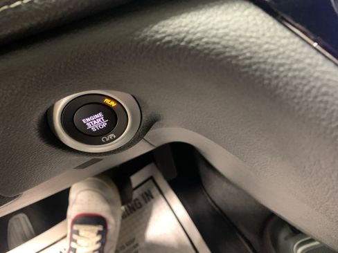 New 2026 Chrysler Pacifica Select image 27