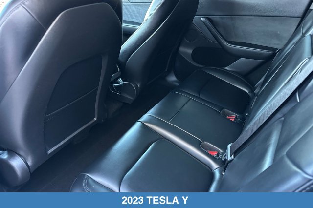Used 2023 Tesla Model Y Long Range AWD/4WD image 13