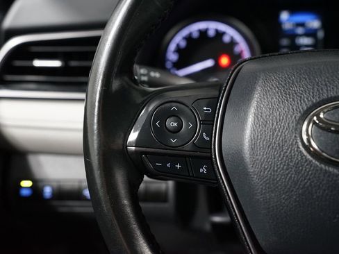 Used 2023 Toyota Camry SE image 14