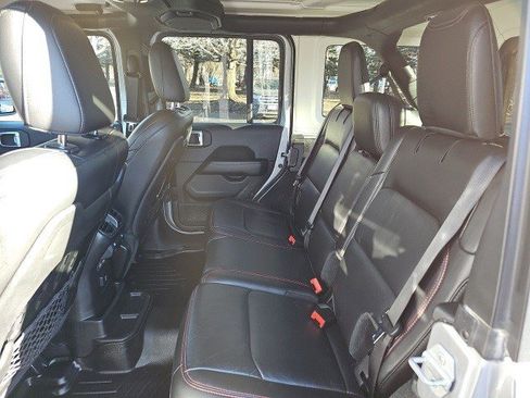 Used 2021 Jeep Wrangler Unlimited Rubicon image 18