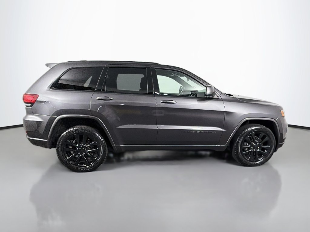 Used 2021 Jeep Grand Cherokee Laredo X AWD/4WD image 8
