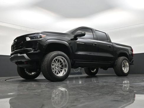 Used 2025 Chevrolet Colorado Z71 AWD/4WD image 20