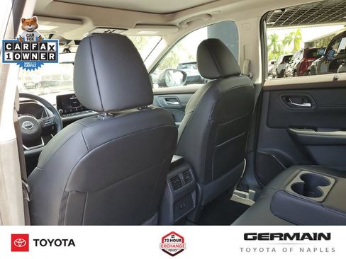 Used 2023 Nissan Rogue SV w/ SV Premium B Package FWD image 23