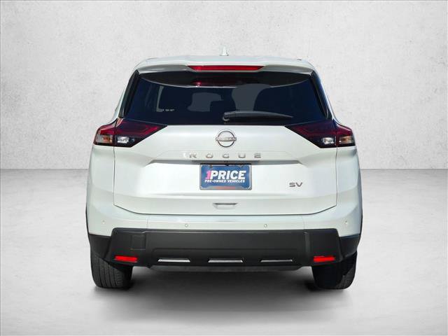Used 2024 Nissan Rogue SV FWD image 7