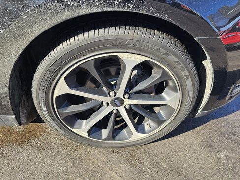 Used 2016 Ford Taurus SEL w/ Equipment Group 201A image 14