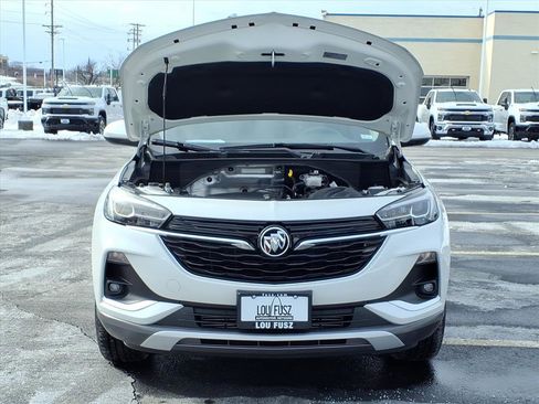 Used 2022 Buick Encore GX Essence w/ Experience Buick Package image 32