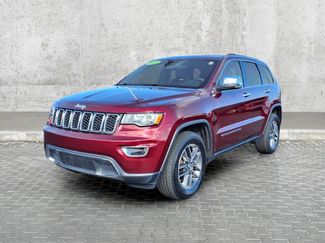 Used 2018 Jeep Grand Cherokee Limited image 1
