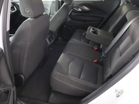 Used 2023 GMC Terrain SLE w/ Driver Convenience Package AWD/4WD image 19