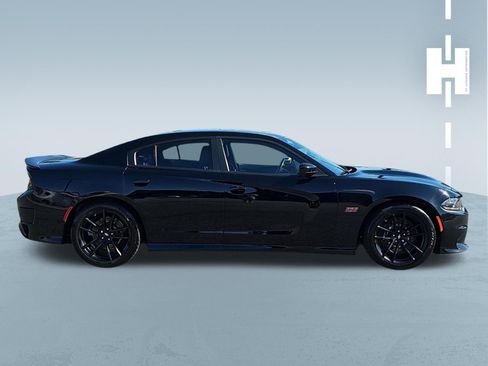 Used 2020 Dodge Charger Scat Pack w/ Dynamics Package RWD image 3