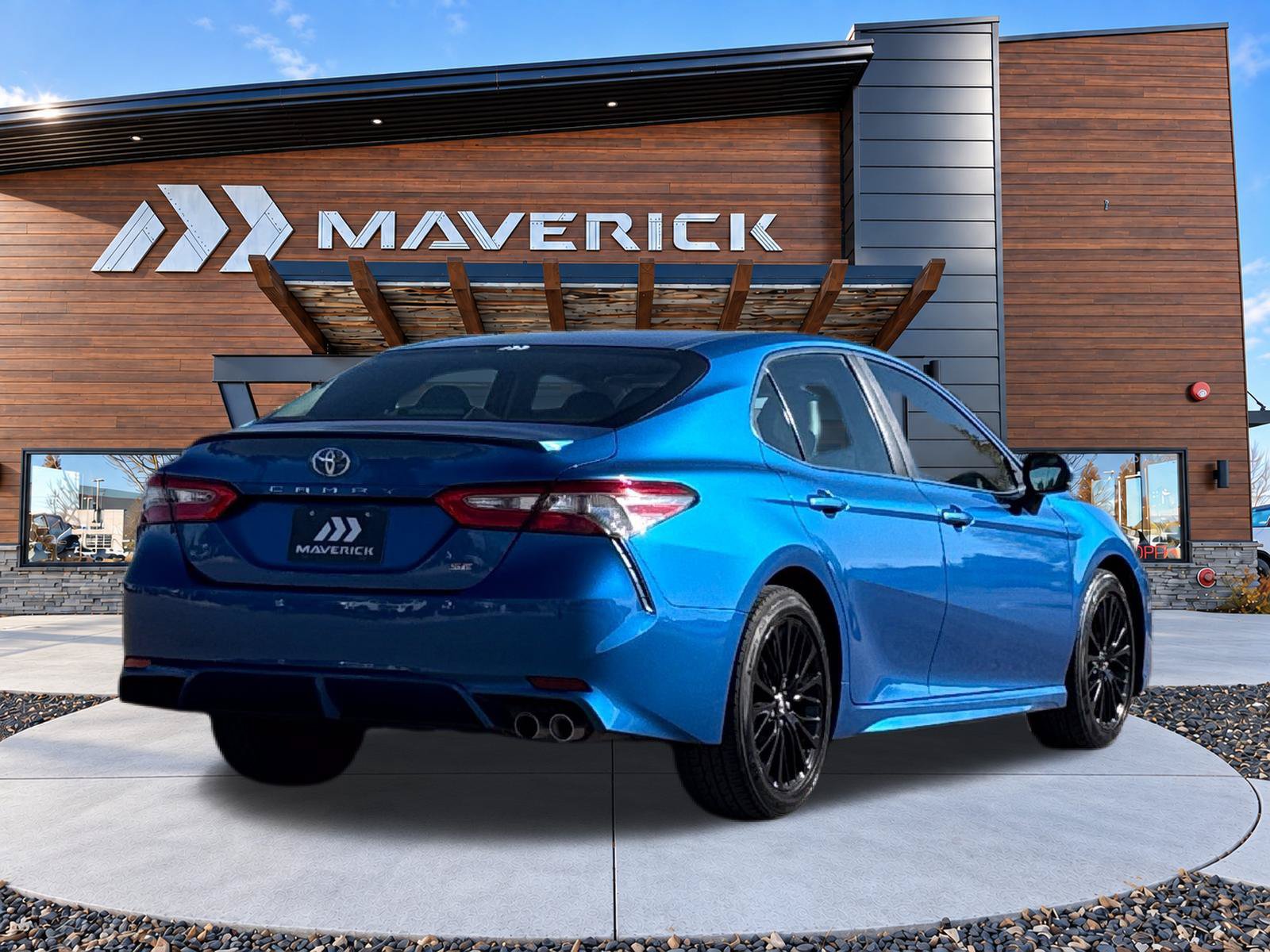 Used 2018 Toyota Camry SE FWD image 7