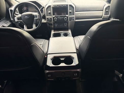 Used 2020 Ford F250 Lariat w/ Lariat Ultimate Package AWD/4WD image 18