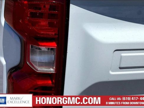 Used 2019 Chevrolet Silverado 1500 LT RWD image 25