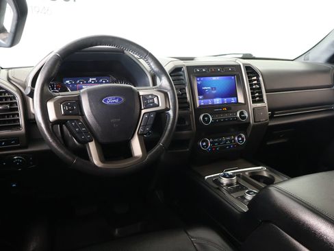 Used 2020 Ford Expedition Max XLT w/ Equipment Group 202A AWD/4WD image 2