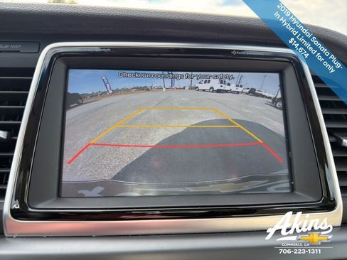 Used 2019 Hyundai Sonata Limited image 23