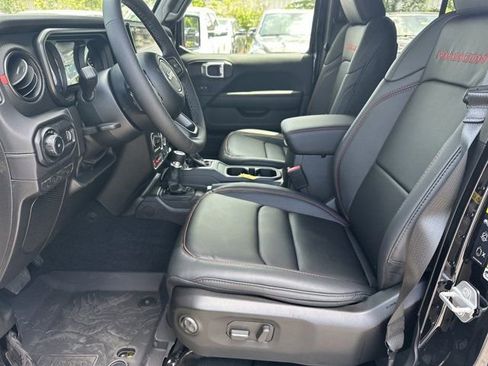 New 2026 Jeep Wrangler Unlimited Rubicon AWD/4WD image 9