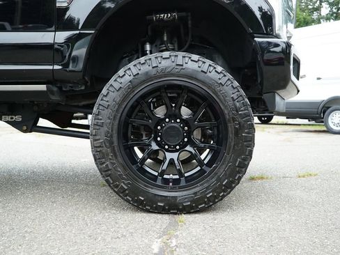 Used 2017 Ford F350 Platinum w/ FX4 Off-Road Package AWD/4WD image 46