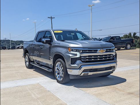 Used 2023 Chevrolet Silverado 1500 LTZ w/ Technology Package AWD/4WD image 5