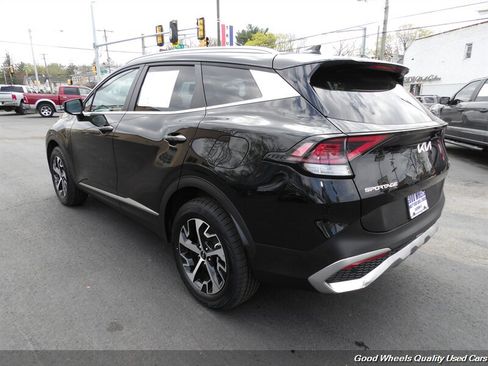 Used 2023 Kia Sportage EX AWD/4WD image 7