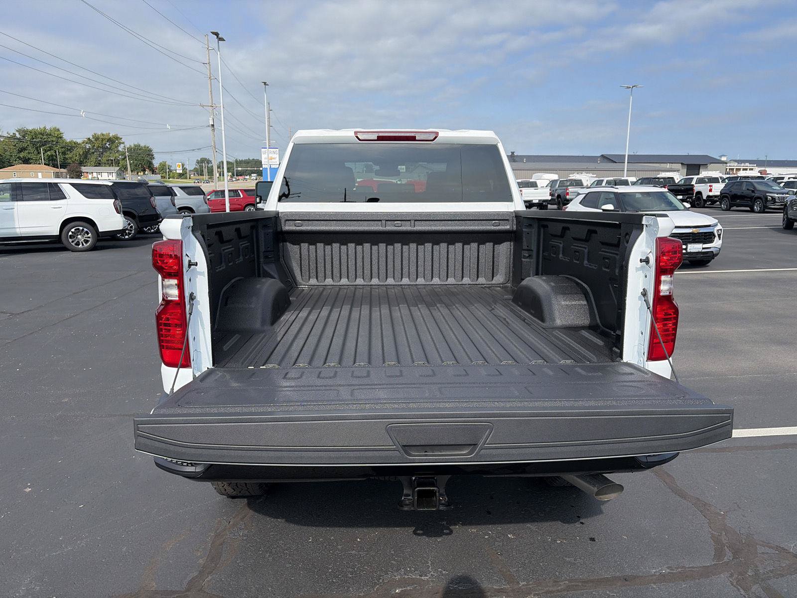 New 2026 Chevrolet Silverado 2500 Custom w/ Custom Value Package AWD/4WD image 5